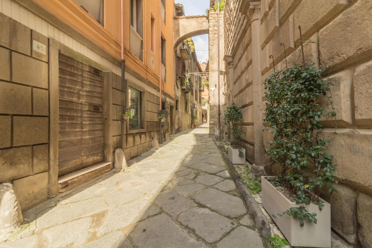 Il Vicolo Suite Viterbo Exterior photo